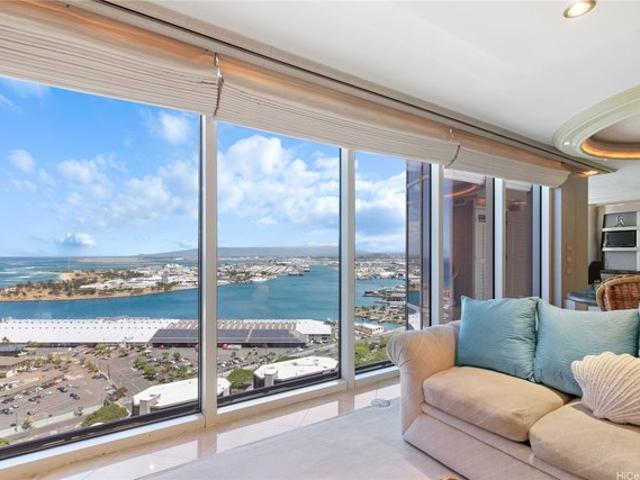 Condo for sale in Honolulu, Hawaii