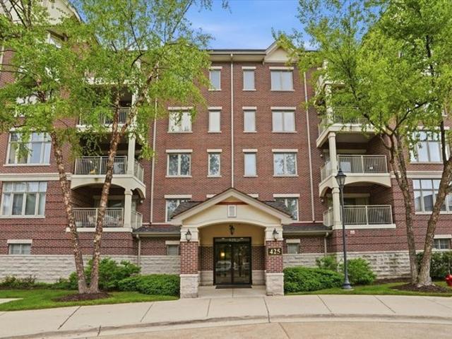Condo for sale in Lincolnshire, Illinois