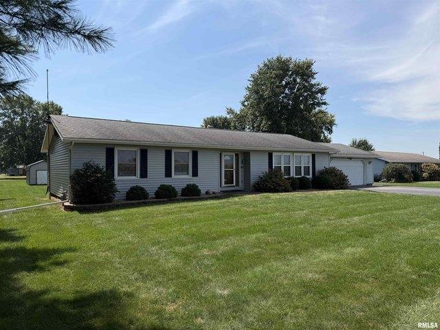 House for sale in Kirkwood, Illinois