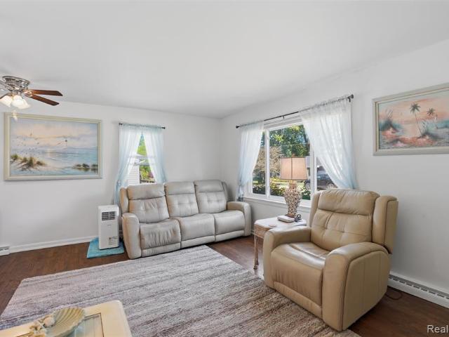 House for sale in Fenton, Michigan