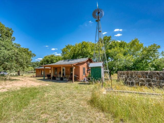 Room for rent in Blanco, Texas