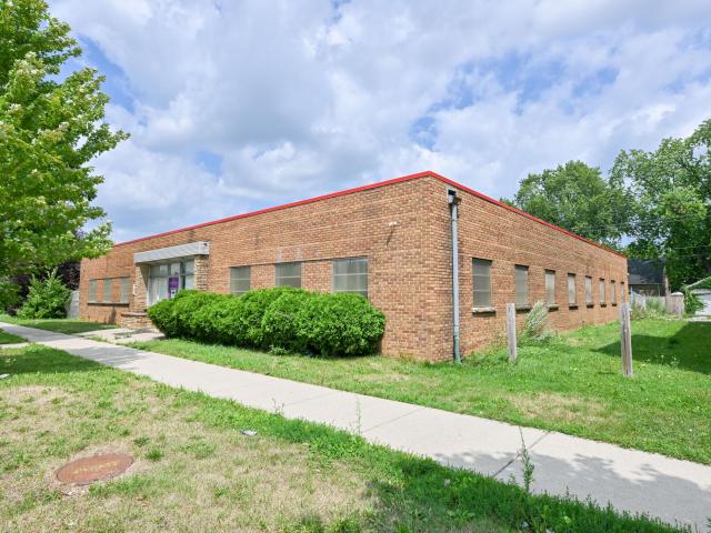 Commercial for sale in Garden Homes, Milwaukee