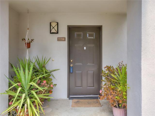 Townhouse for sale in Calabasas, California