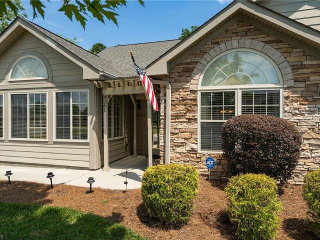 Townhouse for sale in Guilford, North Carolina