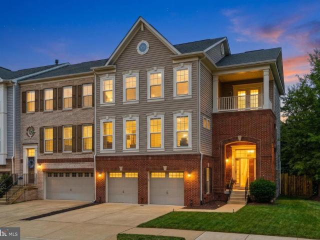 Townhouse for sale in Virginia