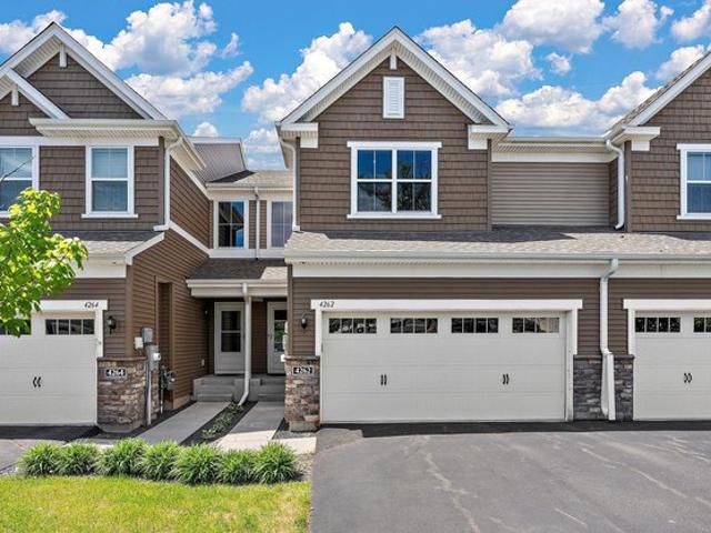Townhouse for sale in Woodbury, Minnesota