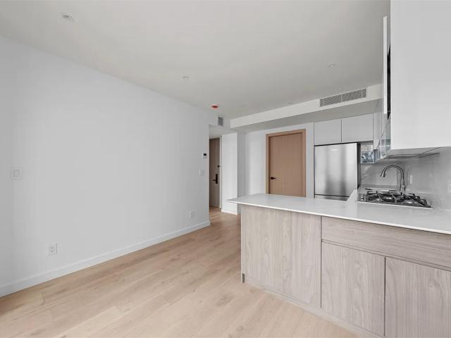 Condo for sale in Long Island City, New York