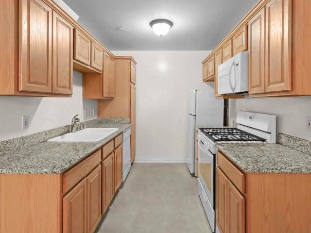 Apartment for rent in Canoga Park, California