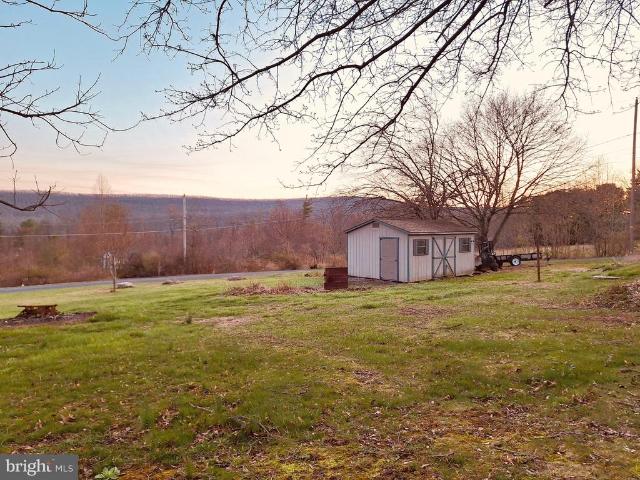 House for sale in Gowen City, Pennsylvania