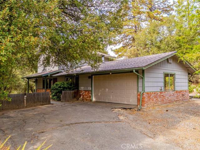 House for sale in Yosemite Forks, Oakhurst