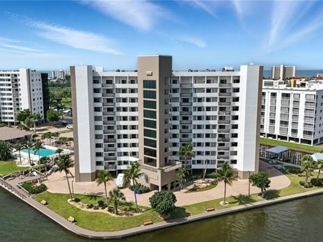 Condo for sale in Fort Myers Beach, Florida