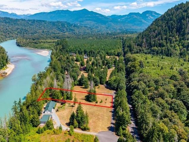 Land for sale in Concrete, Washington