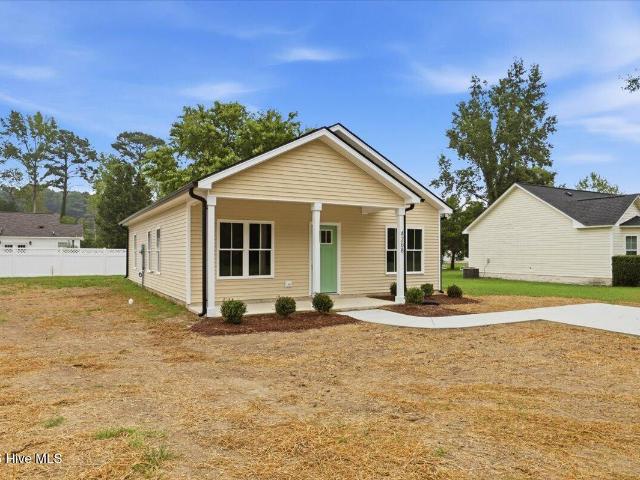 House for sale in Farmville, North Carolina