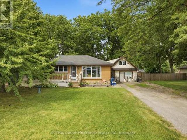 House for sale in Thames Centre, Ontario
