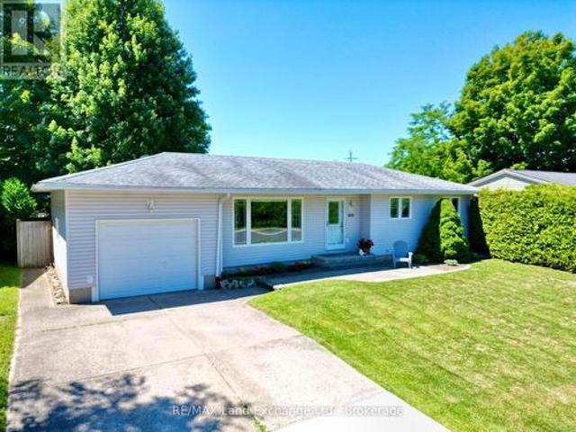 House for sale in Saugeen Shores, Ontario