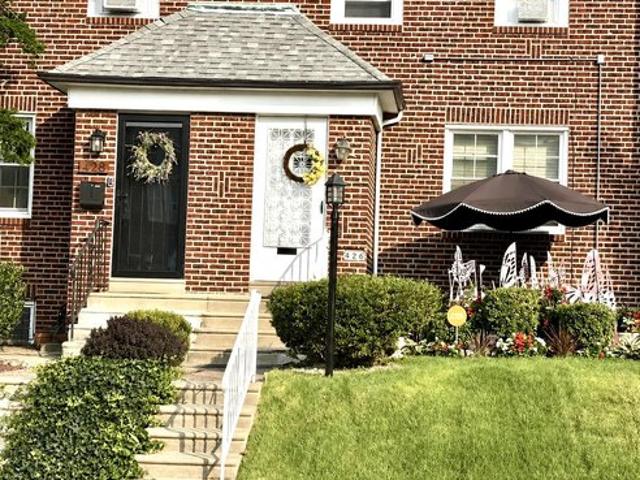Townhouse for sale in Philadelphia, Pennsylvania