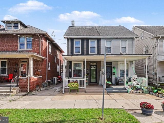 Townhouse for sale in Lemoyne, Cumberland County