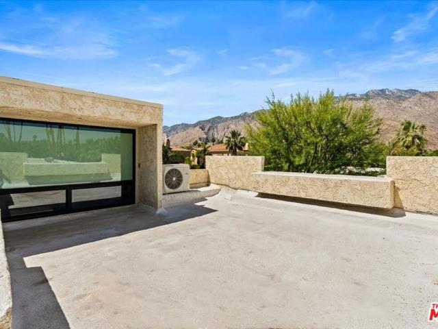 Condo for sale in Palm Springs, Riverside County