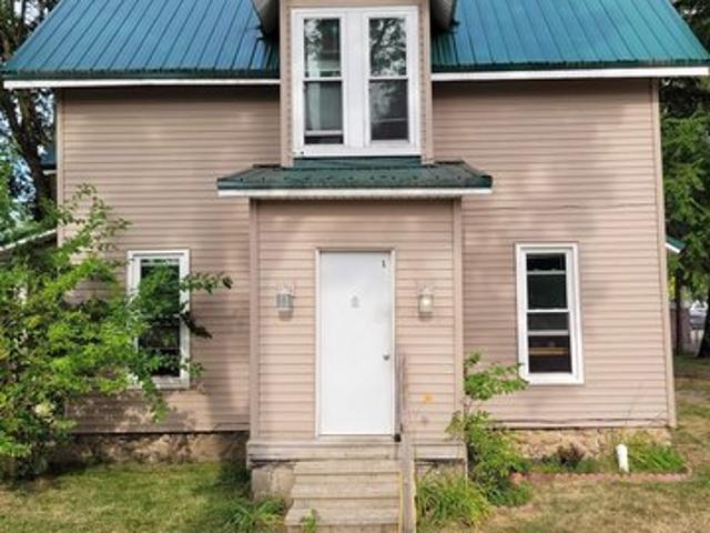 House for sale in Gratiot, Michigan
