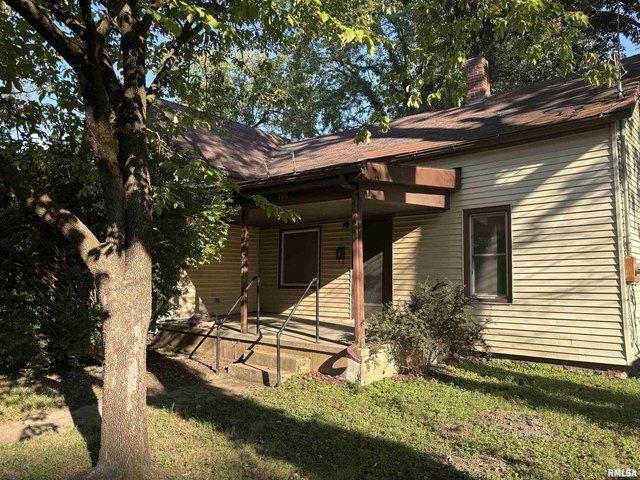 House for sale in Texas Junction, Murphysboro