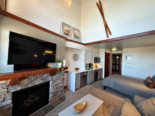 Condo for sale in Snowshoe, West Virginia