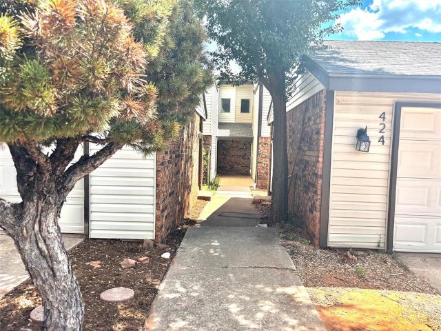 Townhouse for sale in Edmond, Oklahoma