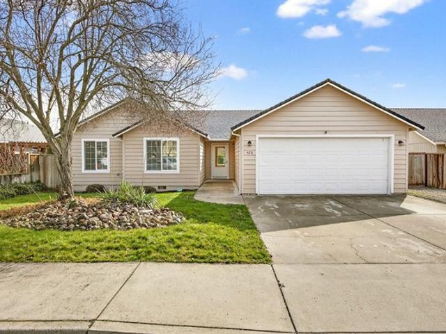 House for sale in Oregonia