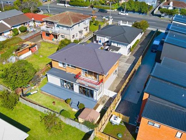 House for sale in Mount Roskill