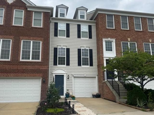 Townhouse for sale in Virginia