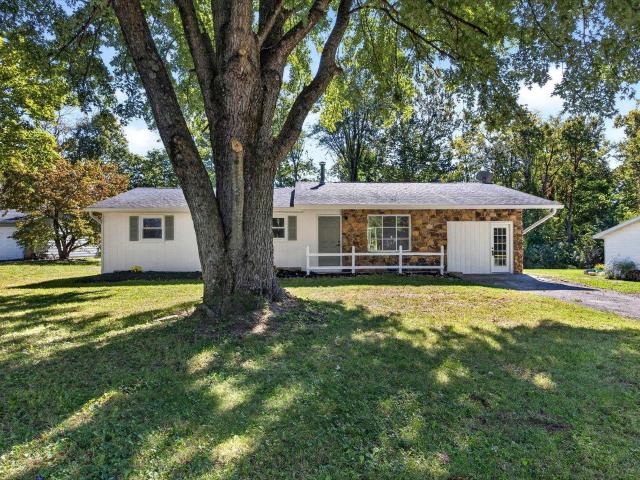 House for sale in West Brook Downs, Bloomington