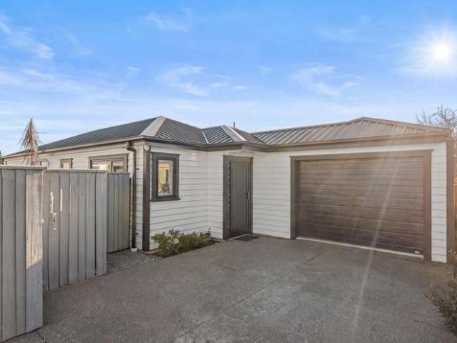 Townhouse for sale in Mairehau, Canterbury