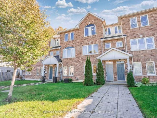 Townhouse for sale in Woburn, Ontario