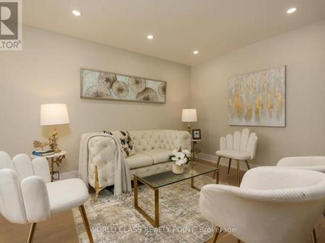 House for sale in Mississauga, Ontario