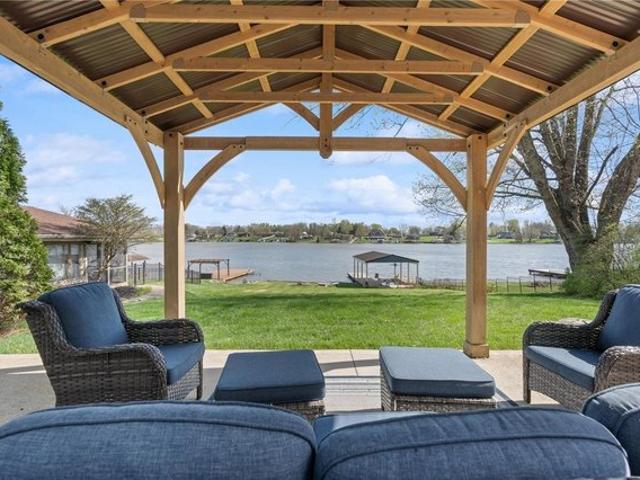 House for sale in Jamestown, Ohio