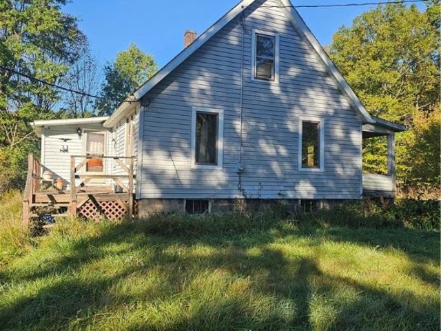 House for sale in Fowler, Ohio