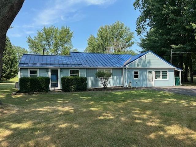 House for sale in Hamlin