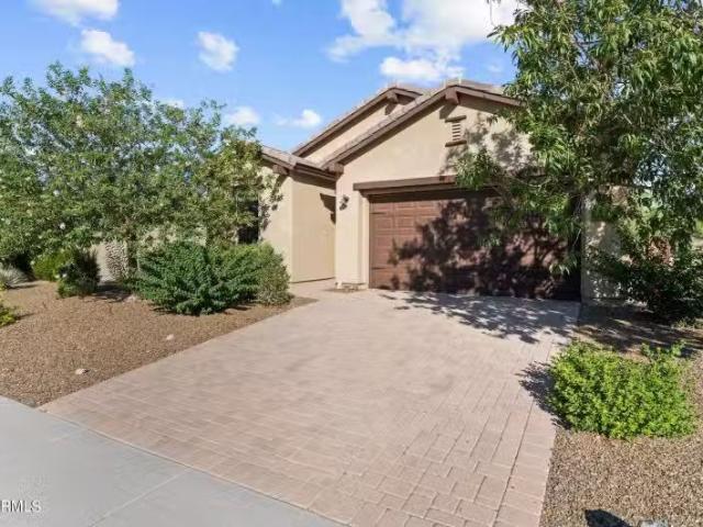 House for sale in Avondale