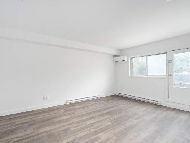 Apartment for rent in St. Leonard's, Quebec