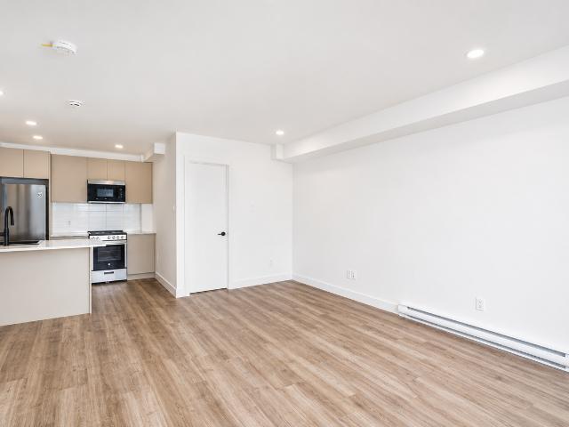 Apartment for rent in St. Leonard's, Quebec