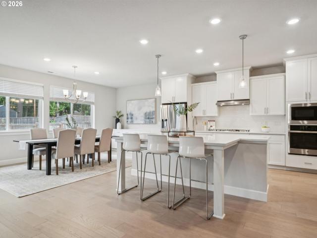 House for sale in Jennings Lodge, Milwaukie