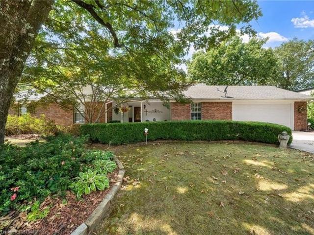 House for sale in Howe, LeFlore County