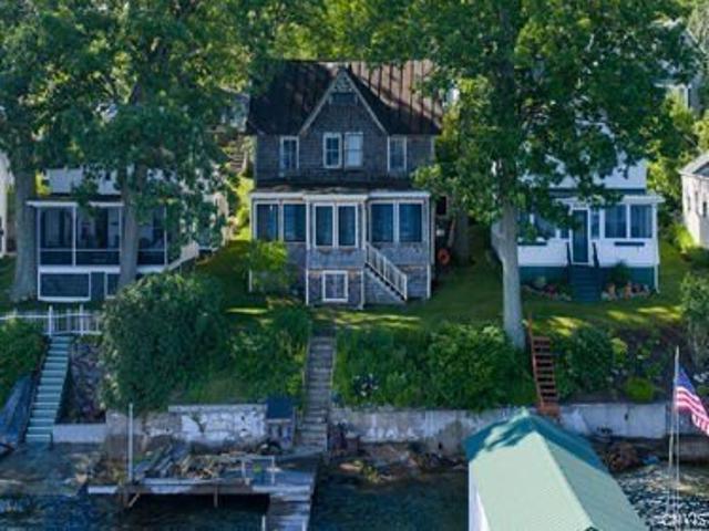 House for sale in New York