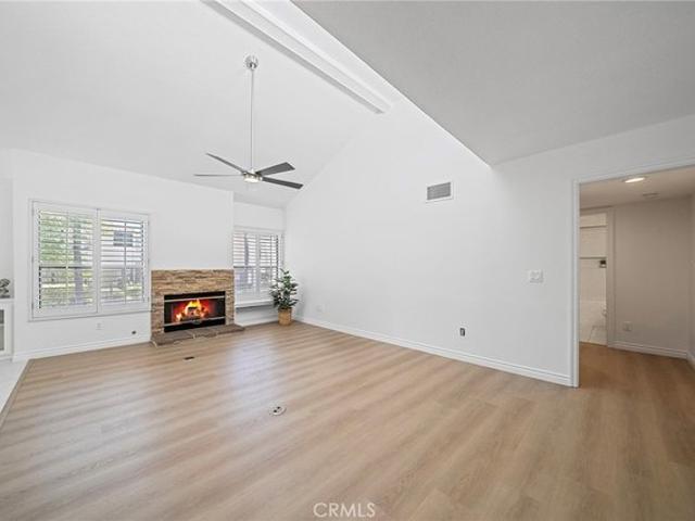 Condo for sale in Calabasas, Los Angeles County