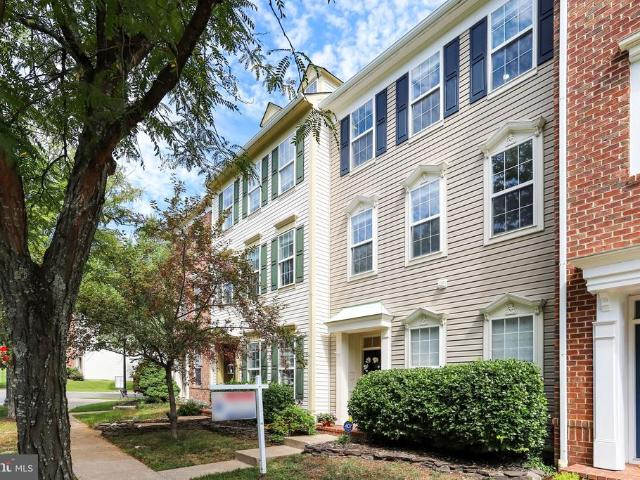 Townhouse for sale in Virginia
