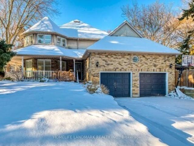 House for sale in Oakville, Ontario