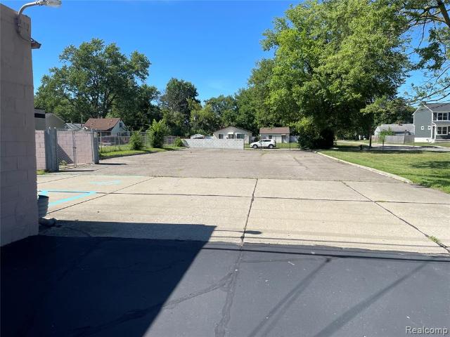 Commercial for sale in Hazel Park Commercial for sale in Hazel Park
