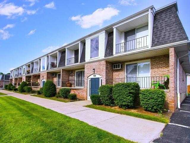 House for sale in Eggertsville, Town of Amherst