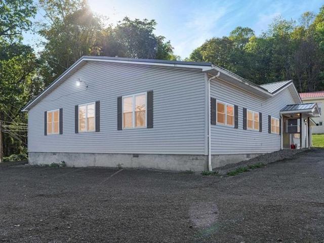 House for sale in Kingwood, West Virginia