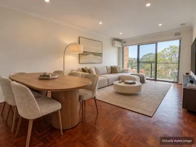 Apartment for rent in Lower North Shore, Sydney