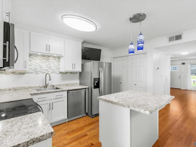 Townhouse for sale in Huntsville, Alabama